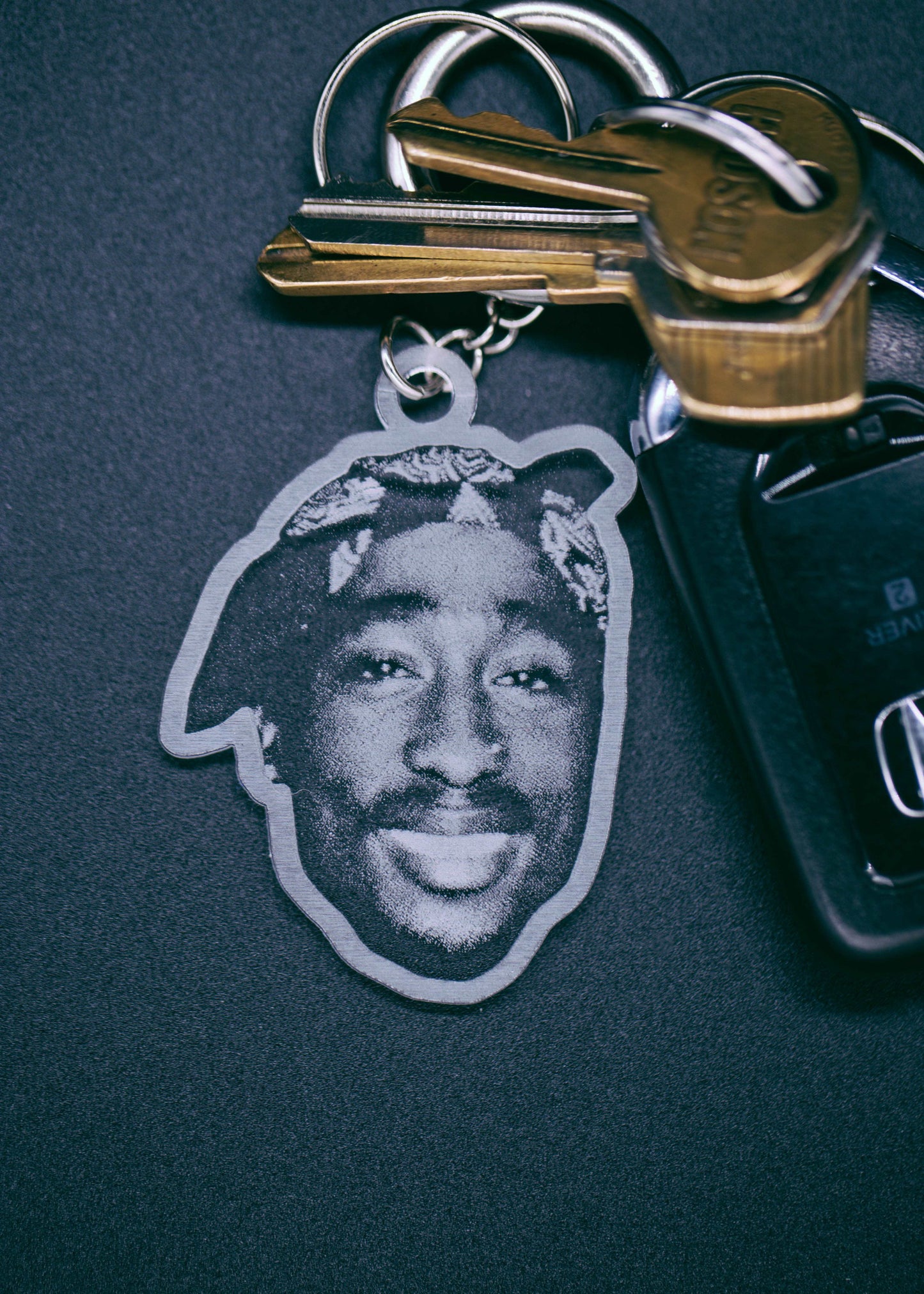 rapper head keychain